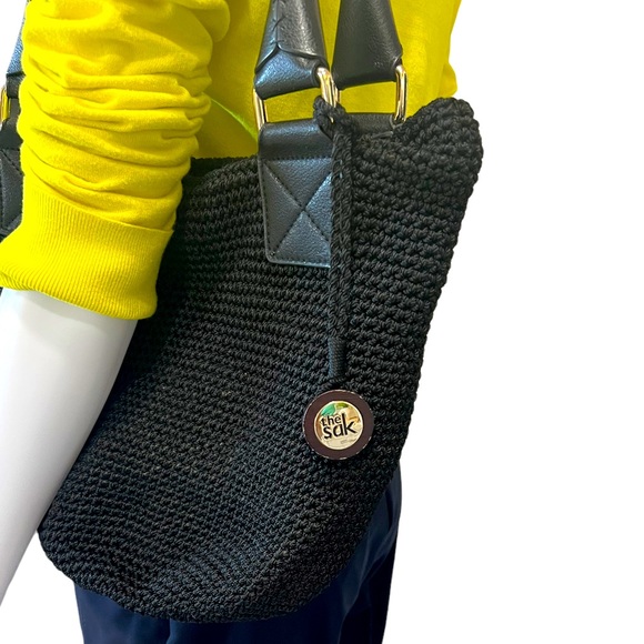 The Sak brand shoulder bag in black woven knit medium size great condition - Picture 2 of 7